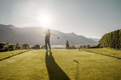Auf den schönsten Greens golfen Auf den schönsten Greens golfen